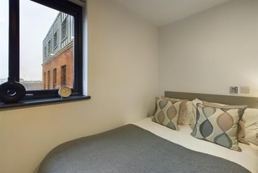 1 bed flat, Fletchamstead Highway, Canley, Coventry, CV49BY - Image 2